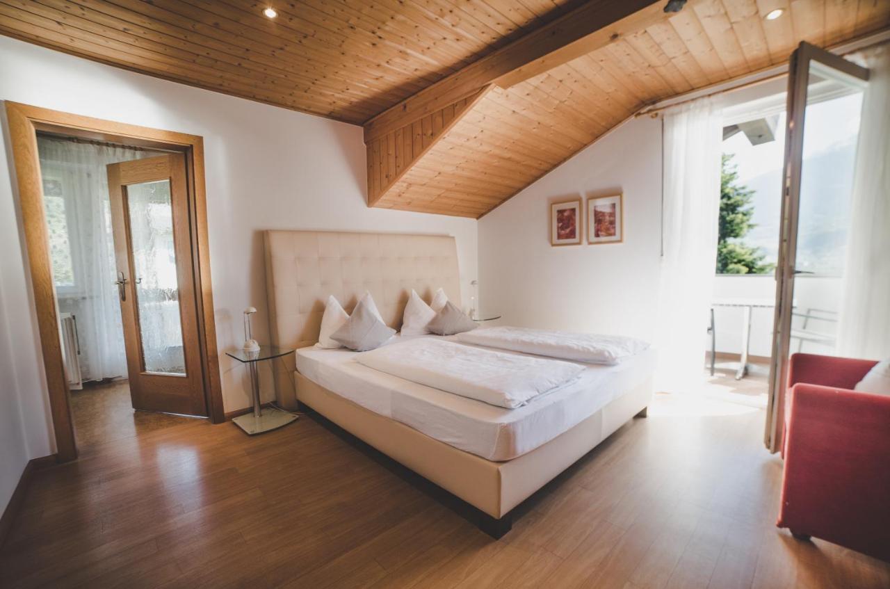 Guesthouse Christine Марленго Екстериор снимка